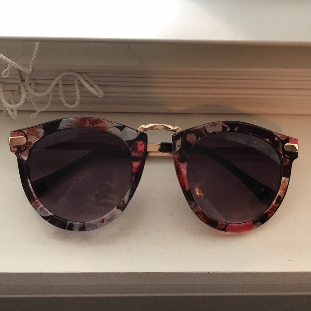 urban outfitters sunglasses